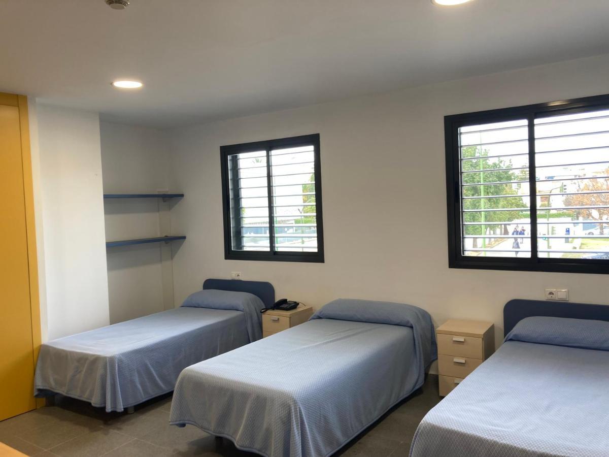 Micampus Estanislao Del Campo, Student Appartement *