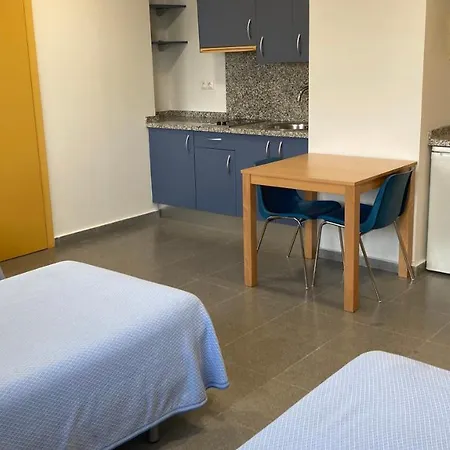Micampus Estanislao Del Campo, Student Residence Seville Exterior photo